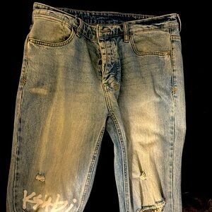 Blue ksubi Jean that are in good condition